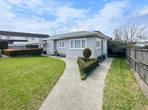 Peaceful Panmure l Cosy 3 Bed Home l Family Loved